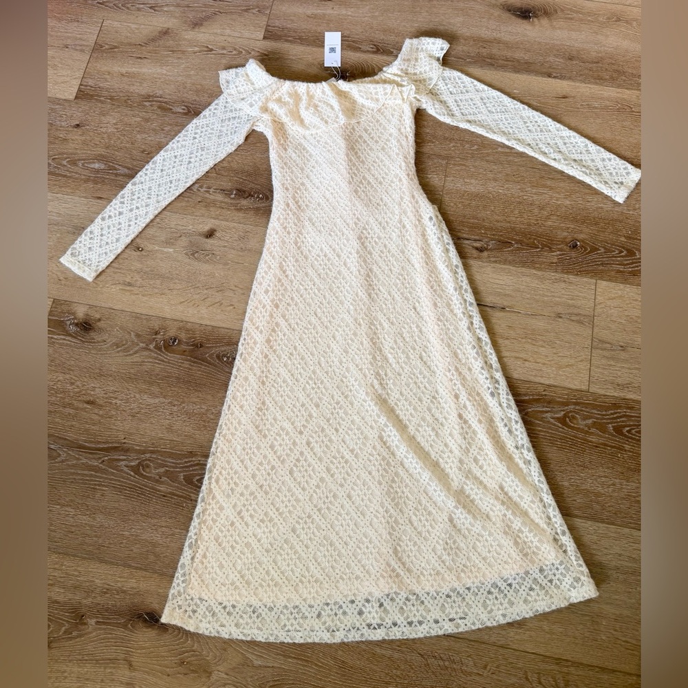 NWT ASTR the Label Dorian Ruffle Off Shoulder dress sz S - Picture 6 of 10